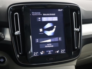 Volvo XC40 Crossover 2.0 D4 190KM 2018 Volvo XC40 D4 AWD, 187 KM, 4X4, Automat, Skóra, zdjęcie 18