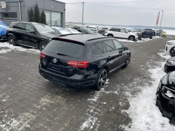 Volkswagen Passat B8 Variant 2.0 TDI 150KM 2015 Volkswagen Passat Variant Highline Automat Podgrz., zdjęcie 1