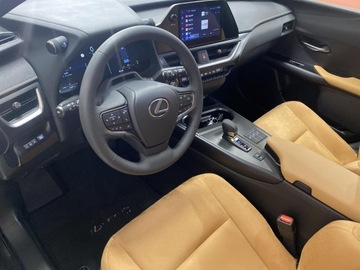 Lexus UX Crossover Facelifting 2.0 300h 199KM 2024 Lexus UX 300h Business Lexus UX 300h Business+Tech, zdjęcie 2