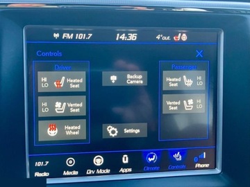 Jeep Grand Cherokee IV 2013 Jeep Grand Cherokee 6.4 V8 SRT8 Benzyna 468KM 4x4 2013r Niski przebieg, zdjęcie 23