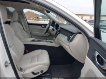 Volvo XC90 II SUV Plug-In 2.0 T8  455KM 2024 Volvo XC 60 2024 r., 2,0L PLUG-IN HYBRID T8 PLUS DARK THEME 2.0 Hybryda, zdjęcie 8