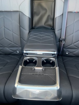 BMW Seria 7 G70 Sedan 3.0 40d 299KM 2024 740d xDrive Limousine, zdjęcie 16