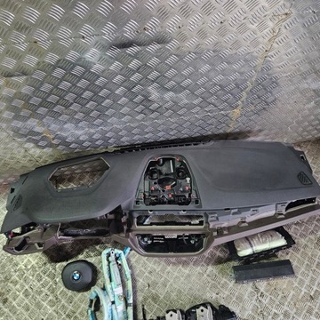 BMW 5 G30 G31 DESKA KONZOLA HEAD UP ULOŽENÍ PÁSY KOMPLET ORIGINÁLNÍ