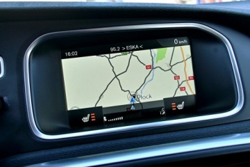 Volvo V40 II Hatchback Facelifting 2.0 D2 120KM 2016 Volvo V40 Iscription LiFT Full Led Digital Skóra, zdjęcie 31