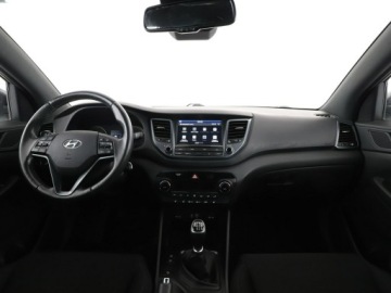 Hyundai Tucson III SUV 1.6 GDI 132KM 2018 Hyundai Tucson navi kamera man ual pdc auto klima, zdjęcie 14