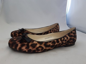 Женская летняя обувь - Код, размер 38 и 39.