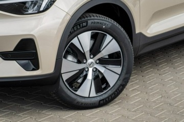 Volvo XC40 Crossover Facelifting 2.0 B3 163KM 2026 Volvo XC 40 Plus Dark B3 Mild Hybrid Benzyna, zdjęcie 7