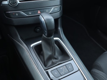 Peugeot 308 II SW 1.2 PureTech 130KM 2015 Peugeot 308 1.2 PureTech, Automat, Navi, Klima, zdjęcie 12