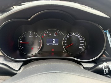 Kia Carens IV Minivan 1.7 VGT CRDI 115KM 2016 Kia Carens 7-Os. Panorama dach. Navi. Kamera, zdjęcie 27