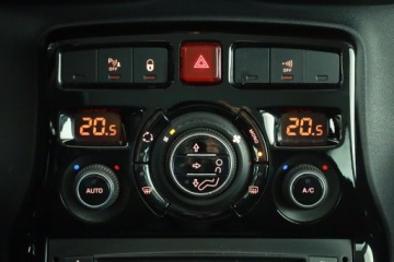 Citroen C3 Picasso 1.6 VTI 120KM 2014 Citroen C3 Picasso 1.6 i, Salon Polska, Klima, zdjęcie 9