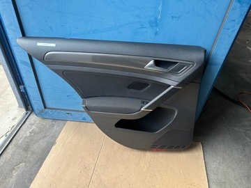 TAPICERKA,BOCZEK DRZWI LEWY TYŁ VW GOLF 7 VII