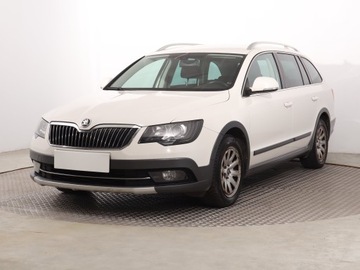 Skoda Superb II Outdoor 1.8 TSI 160KM 2014 Skoda Superb 1.8 TSI, Salon Polska, Serwis ASO, zdjęcie 1