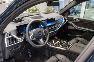 BMW X7 SUV Facelifting 3.0 40d 352KM 2025 BMW X7 xDrive40d - Dostępne od ręki!, zdjęcie 12