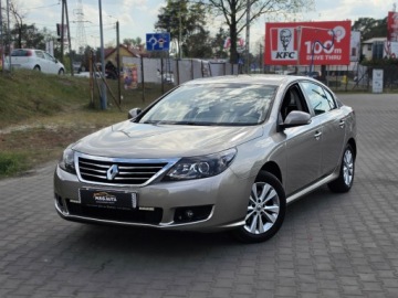 Renault Latitude 2.0 16v E85 140KM 2011