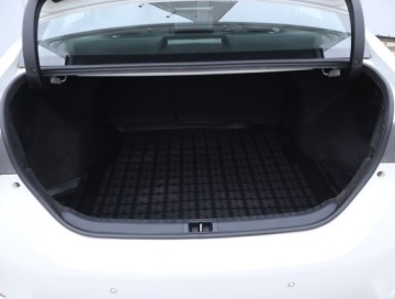 Toyota Corolla XI Sedan 1.6 Valvematic 132KM 2015 Toyota Corolla 1.6 Valvematic, Salon Polska, zdjęcie 13