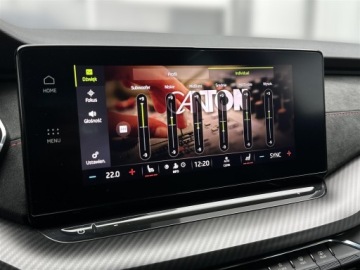 Skoda Octavia IV Kombi 2.0 TDI SCR 200KM 2022 Skoda Octavia 2.0TDI 200KM 4X4 RS DSG l Canton, H, zdjęcie 26