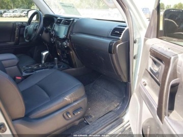 Toyota 2023 Toyota 4-Runner Trd Off Road Premium 2023 4.0l 4.0 Benzyna 270KM, zdjęcie 9