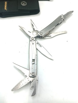 Multitool Leatherman 12 w 1