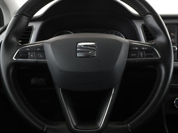 Seat Leon III Hatchback Facelifting 1.6 TDI 115KM 2017 Seat Leon full LED navi klimatyzacja czujniki, zdjęcie 20