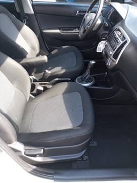 Hyundai i20 I Hatchback 5d Facelifting 1.4 CRDi 90KM 2013 LIFT 1.4 crdi-Klimatronic-6 biegów, zdjęcie 21