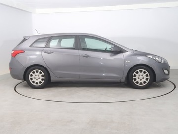 Hyundai i30 II Wagon 1.6 CRDi 110KM 2014 Hyundai i30 1.6 CRDi, Salon Polska, Serwis ASO, zdjęcie 5