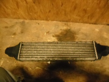 CHLADIČ INTERCOOLER W204 A2046000200