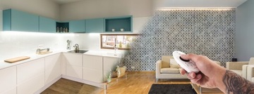 Светодиодная лента для потолков с блоком питания и пультом 8М.