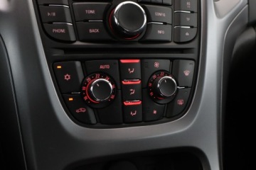 Opel Astra J Sedan 1.4 Turbo ECOTEC 140KM 2016 Opel Astra 1.4 T LPG, Salon Polska, Serwis ASO, zdjęcie 15