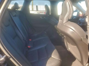 Volvo XC60 II 2022 Volvo XC 60 B5 Momentum 2022 2.0 Benzyna 247KM, zdjęcie 11