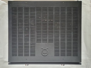 Процессор предусилителя Primare P30 XLR + пульт дистанционного управления Primare C30