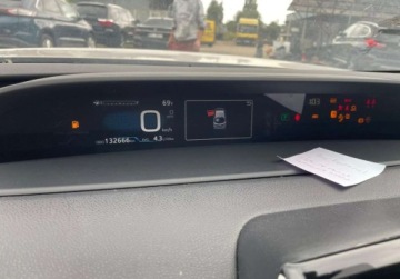 Toyota Prius IV 2019 Toyota Prius 2019 Toyota Prius Prime - w Polsce po oplatach i akcyzie 1.8, zdjęcie 16