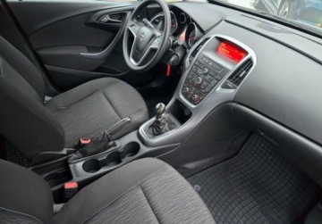 Opel Astra J Hatchback 5d Facelifting 1.6 Twinport ECOTEC 115KM 2015 Opel Astra 1.6 Benzyna 115 KM Enjoy, bezwypadkowy, VATmarza 1.6 Benzyna, zdjęcie 14