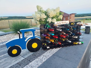 Целых 84 места ПОЛКА для пружин, машинок, узоров, цветов и названий.