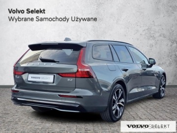Volvo V60 II  Kombi Facelifting 2.0 B4 197KM 2025 Volvo V60 FV23 Plus Dark B4 197KM ACC BLIS Panoram, zdjęcie 5