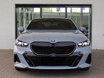 BMW Seria 5 G90-91 2026 BMW Seria 5 540d xDrive Sport Sedan 3.0 (303KM) 2026, zdjęcie 4