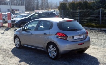 Peugeot 208 I Hatchback 5d Facelifting 1.2 PureTech 82KM 2018 Peugeot 208 1.2 83KM LIFT Niski przebieg Bez korozji Klima Android Auto Mi, zdjęcie 6