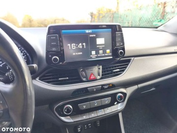 Hyundai i30 II Wagon Facelifting 1.4 MPI 100KM 2017 Hyundai i30 Hyundai i30 1.4 Trend 1.4 Benzyna 99KM, zdjęcie 15