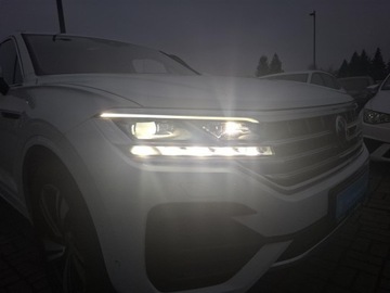 Volkswagen Touareg III SUV 3.0 V6 TSI 340KM 2022 Volkswagen Touareg 3.0 TFSI / 320KM, Elegance 4Mot, zdjęcie 31