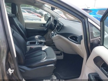 Chrysler Pacifica II 2023 Chrysler Pacifica Touring L 2023 3.6l 3.6 Benzyna 287KM, zdjęcie 9