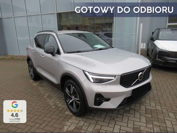 Volvo XC40 Crossover Facelifting 2.0 B3 163KM 2025 VOLVO XC40 B3 Plus Dark Suv 2.0 (163KM) 2025