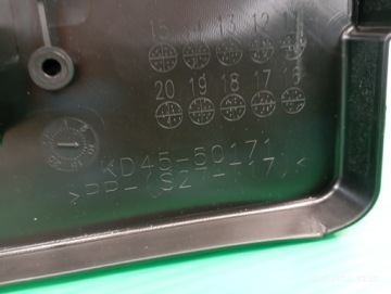 НАКЛАДКА НА НОМЕРНОЙ ЗНАК Mazda CX5 KD45-50171