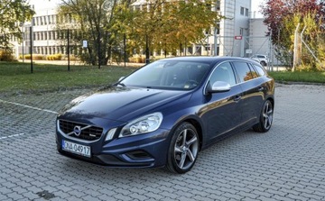 Volvo V60 I Kombi 2.0 D3 163KM 2011 Volvo V60 2,0d 163KM Bezwypadkowy R-Design 2.0 Diesel 163KM