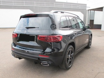 Mercedes GLB SUV 2.0 200d 150KM 2025 MERCEDES-BENZ GLB 200 d 4-Matic AMG Line 2.0 (150KM) 2025, zdjęcie 2