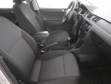 Skoda Rapid II Liftback Facelifting 1.4 TDI CR 90KM 2017 Skoda Rapid 1.4 TDI, Salon Polska, Klima, zdjęcie 8