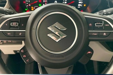 Suzuki Swift VI Hatchback Facelifting 1.2 DualJet SHVS 83KM 2024 Suzuki Swift 1.2 Dualjet SHVS Elegance Hatchback 83KM 2024, zdjęcie 6