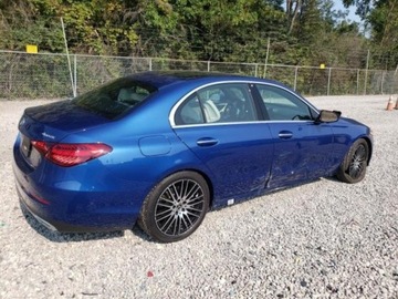 Mercedes 2024 Mercedes-Benz Klasa C 2024, 2.0L, 4x4, od ubezpieczalni, zdjęcie 2