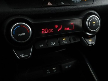 Kia Stonic I Crossover 1.0 T-GDI 100KM 2020 Kia Stonic grzane fotele tempomat klima-auto., zdjęcie 25