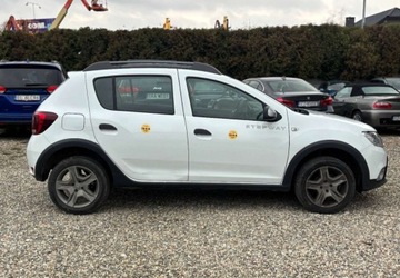 Dacia Sandero II Hatchback 5d Facelifting 1.0 SCe 73KM 2020 Dacia Sandero Niski Przebieg Benzyna 73KM, zdjęcie 4