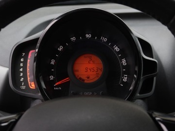 Toyota Aygo II Hatchback 3d Facelifting 1.0 VVT-i 72KM 2019 Toyota Aygo 1.0 VVT-i, Salon Polska, Serwis ASO, zdjęcie 10