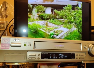 Видеорегистратор JVC HR-S7700 S-VHS, польское меню, оригинальный пульт!